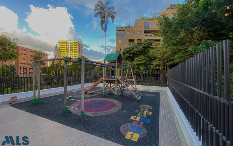 Apartamento en Medellín en Lalinde