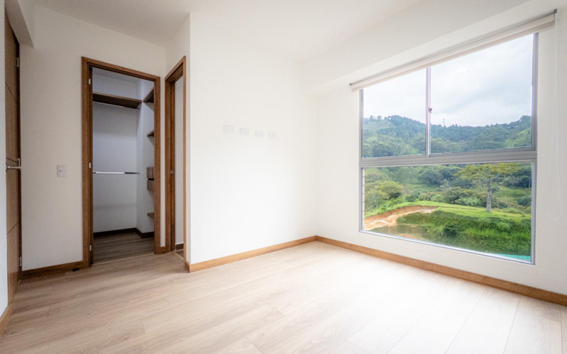 Apartamento en Renta | Sabaneta: Vista, Confort y Estilo