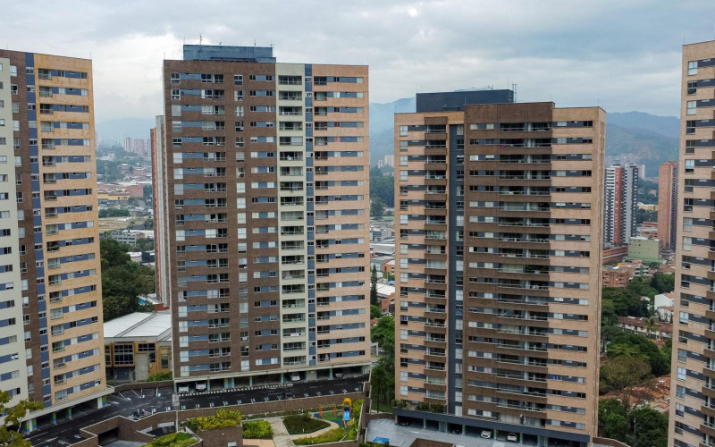 Apartamento en Renta | Sabaneta: Vista, Confort y Estilo