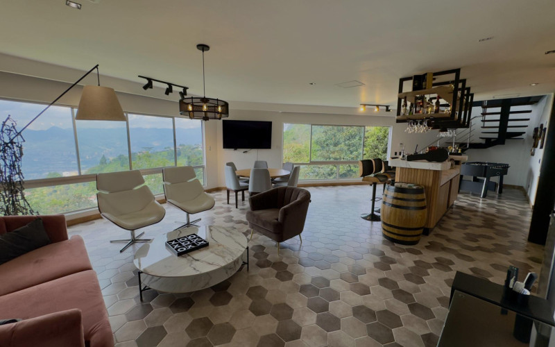 Casa en Medellín en Las Palmas