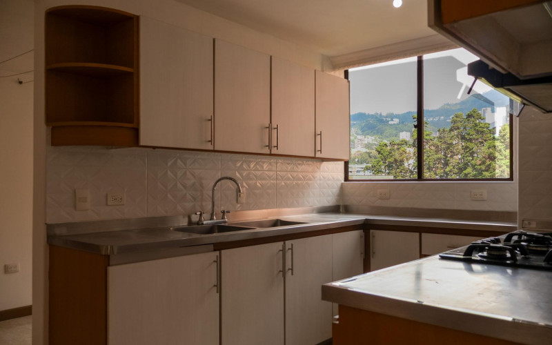 Apartamento  en Venta sector Tomatera, Barrio  poblado Medellín 264M2