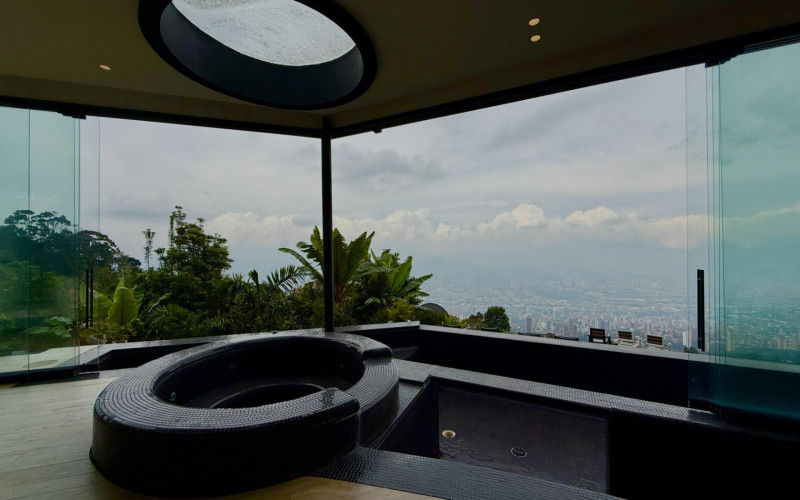 Casa en Medellín en Las Palmas