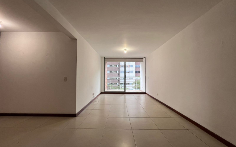 Live In Castropol from a High Floor Apartment for Rent with Balcony & Home Office
