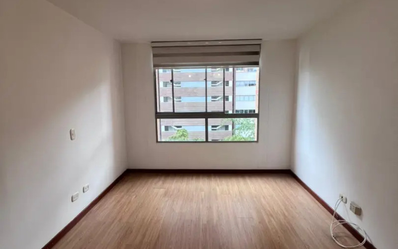 Live In Castropol from a High Floor Apartment for Rent with Balcony & Home Office