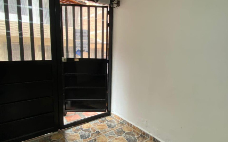 Dual Property 118m² in Cabañas with Current Rental