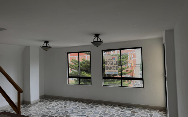 Apartamento en Medellín en Los Colores