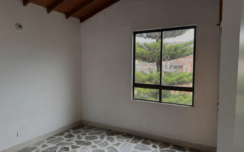 Apartamento en Medellín en Los Colores