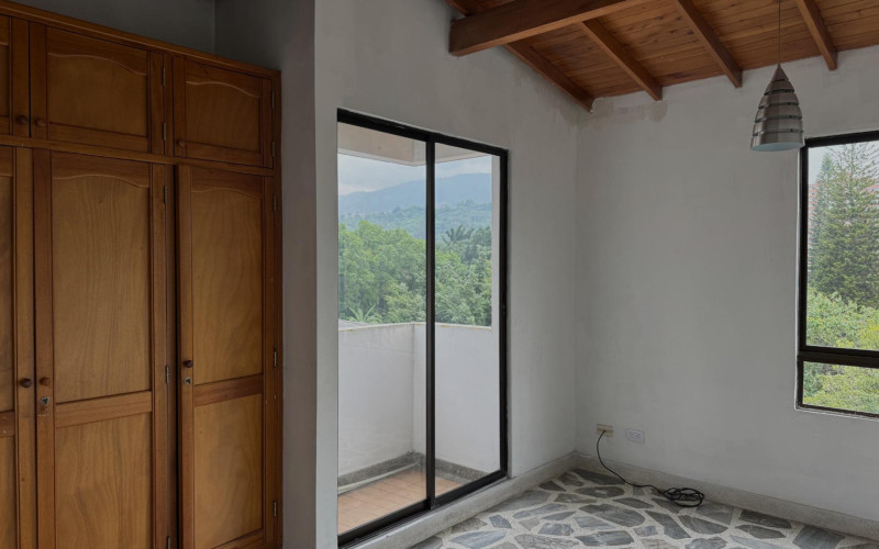 Apartamento en Medellín en Los Colores