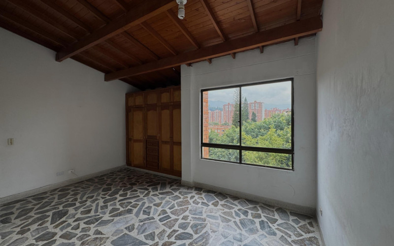Apartamento en Medellín en Los Colores