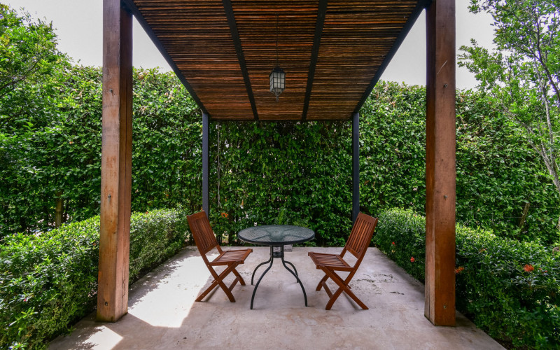 Tropical Sanctuary: A Private Family Retreat in Sopetrán