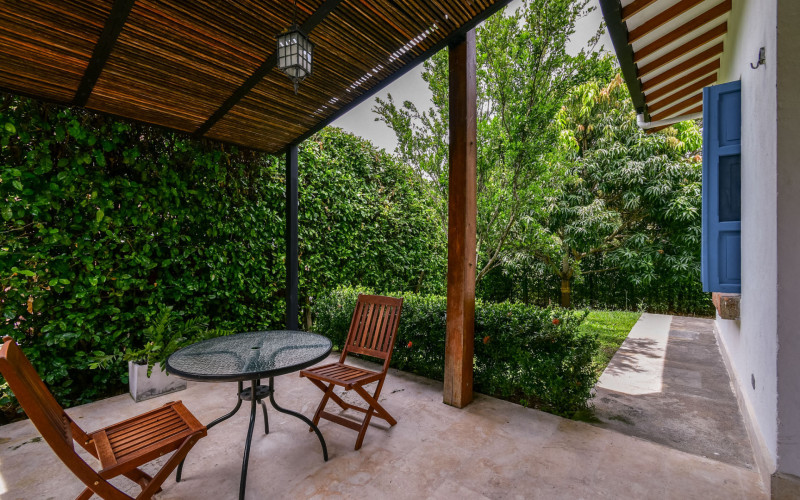 Tropical Sanctuary: A Private Family Retreat in Sopetrán