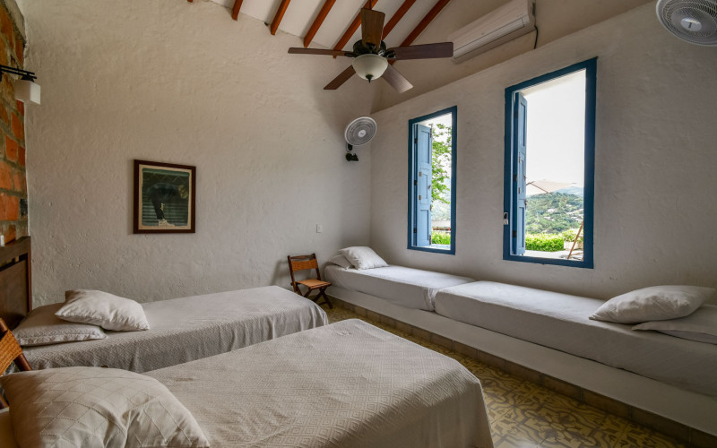 Tropical Sanctuary: A Private Family Retreat in Sopetrán