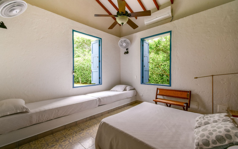 Tropical Sanctuary: A Private Family Retreat in Sopetrán