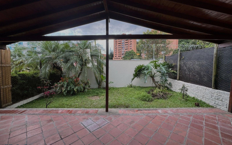 Casa en Medellín en Las Palmas