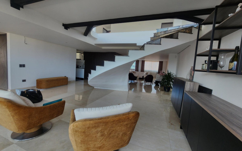 Apartamento en Medellín en Laureles