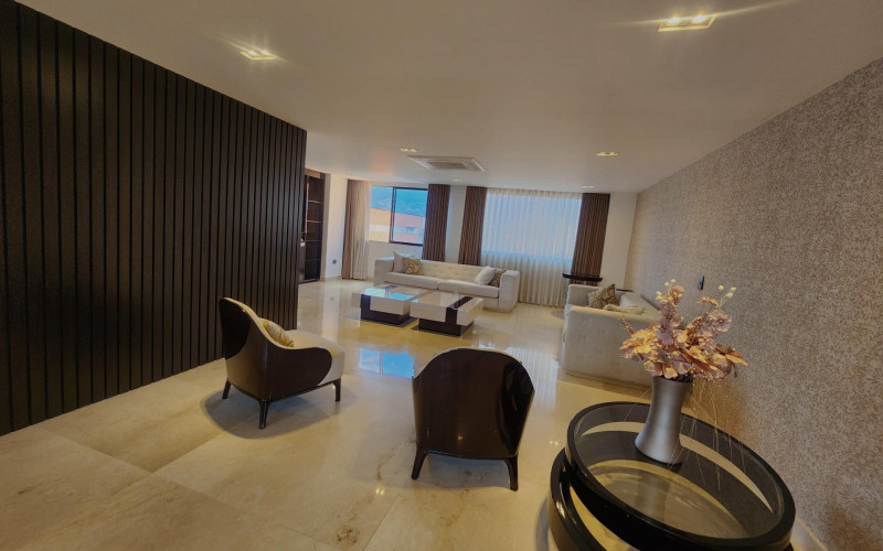 Apartamento en Medellín en Laureles