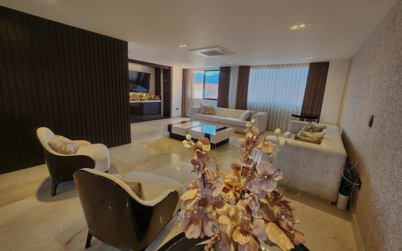 Apartamento en Medellín en Laureles