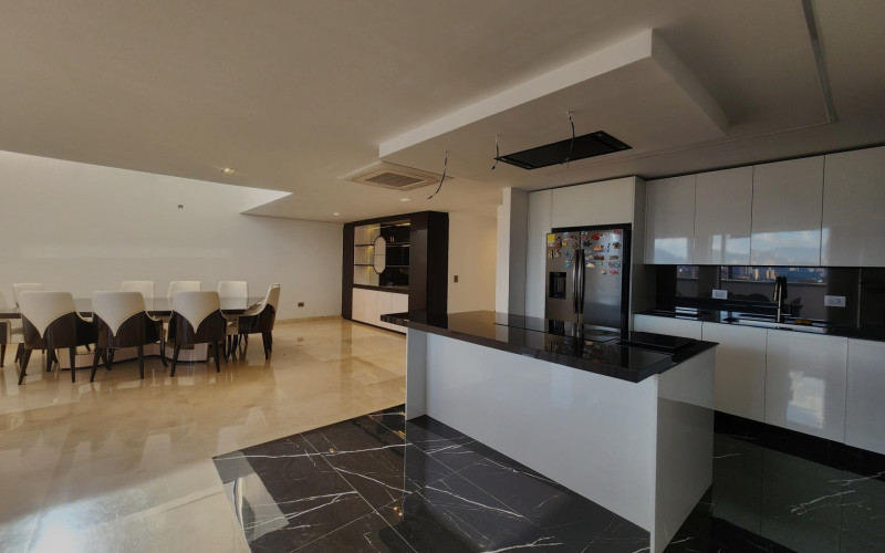 Apartamento en Medellín en Laureles