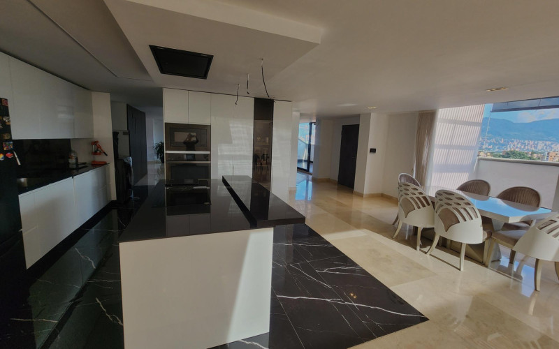 Apartamento en Medellín en Laureles