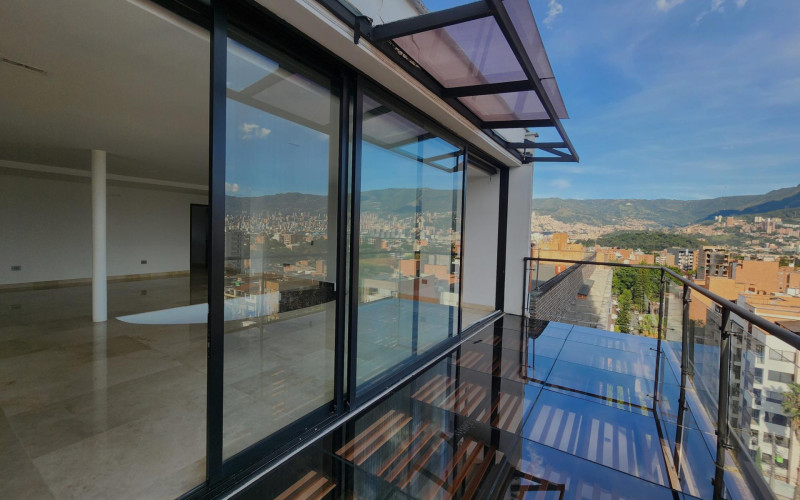Apartamento en Medellín en Laureles