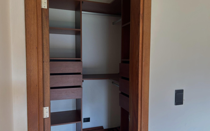 Casa en El Retiro en V. La Fe