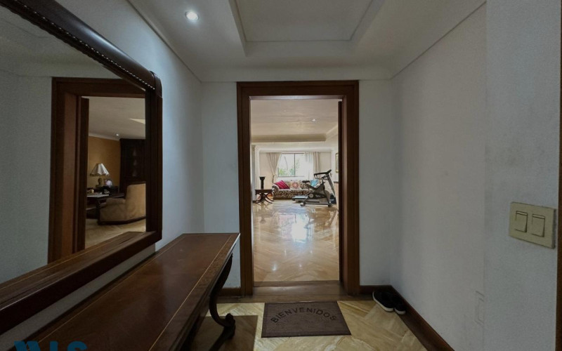 Apartamento en Medellín en Laureles