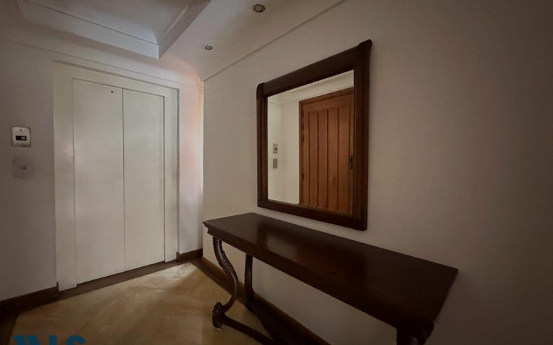 Apartamento en Medellín en Laureles