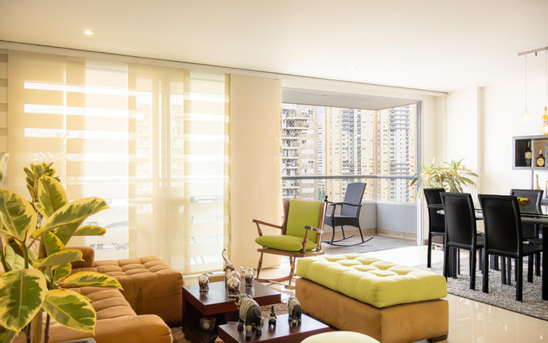 Sabaneta Elite Living: Panoramic Views near Arena Primavera Events Center.