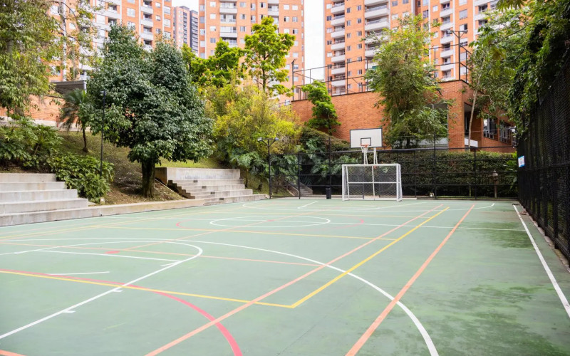 Sabaneta Elite Living: Panoramic Views near Arena Primavera Events Center.