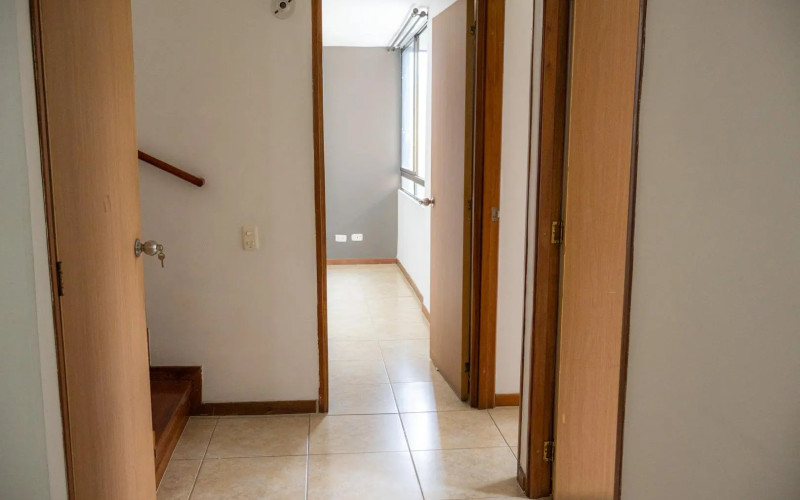 Spacious 4-Bedroom Duplex Apartment for Sale in El Poblado, Castropol | Great Value