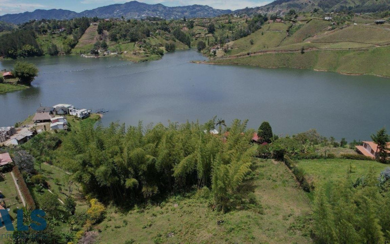 Lote Residencial en El Peñol en El Salto