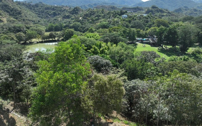 Exclusive Riverside Estate Lot: 270° Views & 5,100 sqm in Occidente Antioqueño