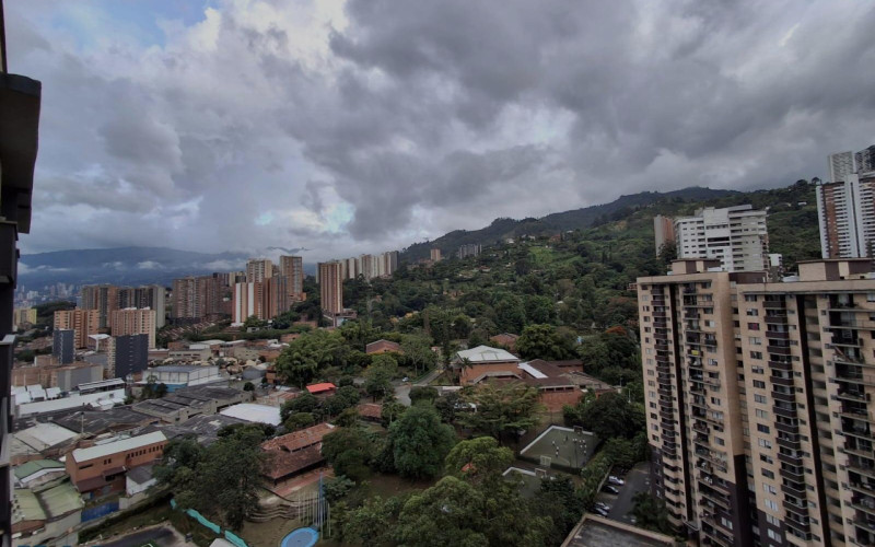 Apartamento en Sabaneta en Alto de Las Flores
