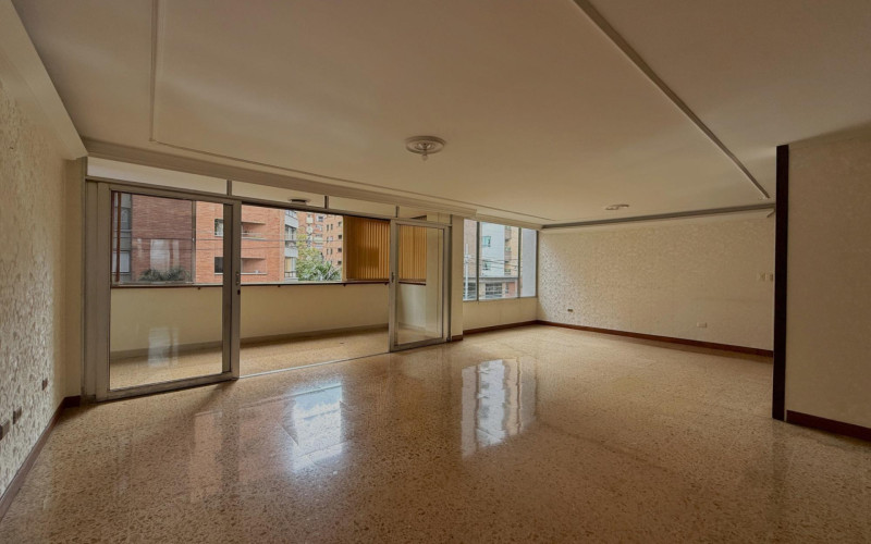 Apartamento en Medellín en Laureles