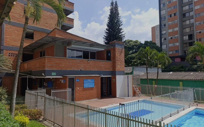 Apartamento en Medellín en Los Colores