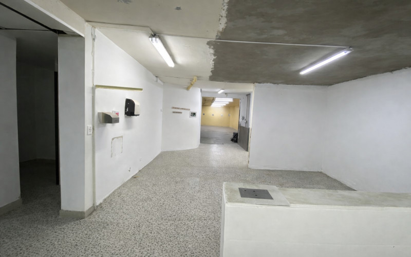 Warehouse in Medellín, Guayabal neighborhood, Industrial Zone – 3.5 levels, 950 m²