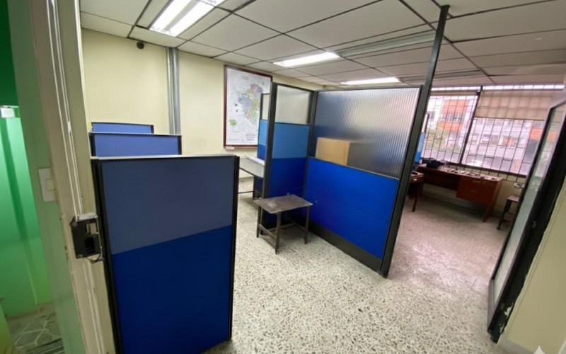 Warehouse in Medellín, Guayabal neighborhood, Industrial Zone – 3.5 levels, 950 m²