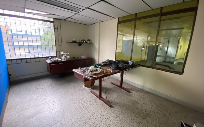 Warehouse in Medellín, Guayabal neighborhood, Industrial Zone – 3.5 levels, 950 m²