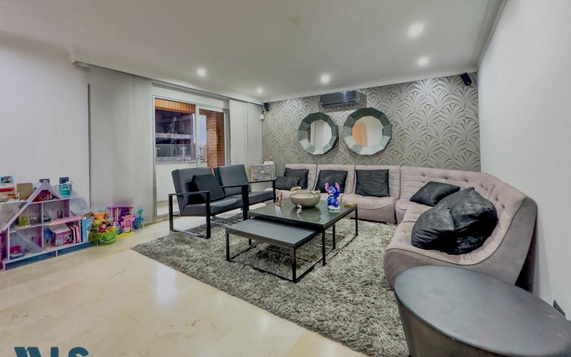 Apartamento en Medellín en Laureles