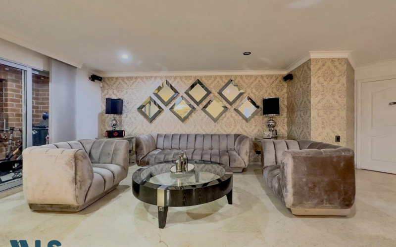 Apartamento en Medellín en Laureles