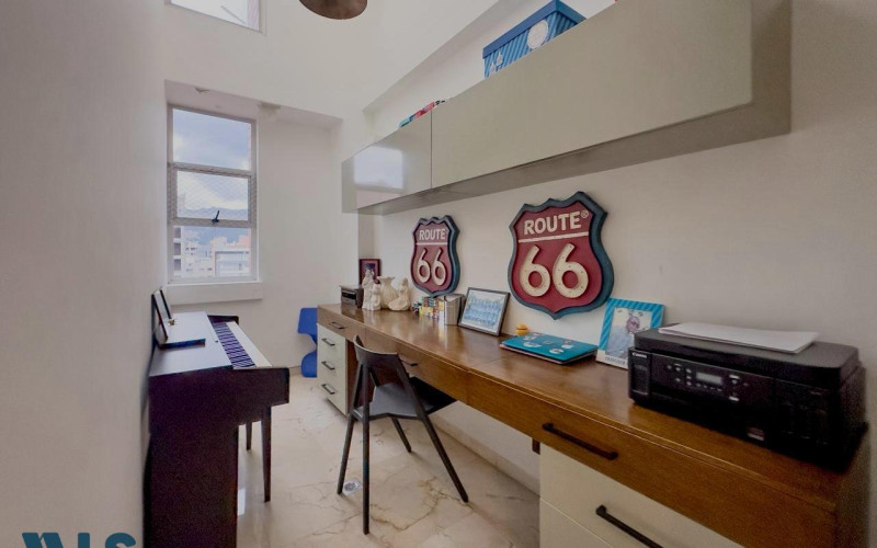 Apartamento en Medellín en Laureles