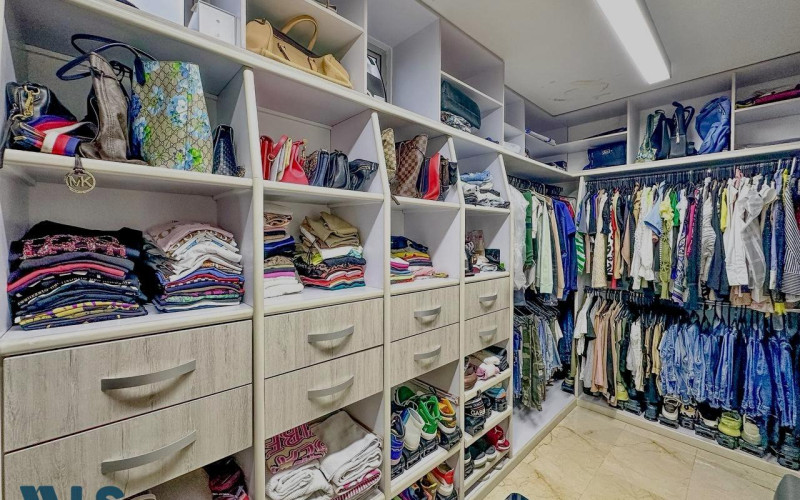 Apartamento en Medellín en Laureles