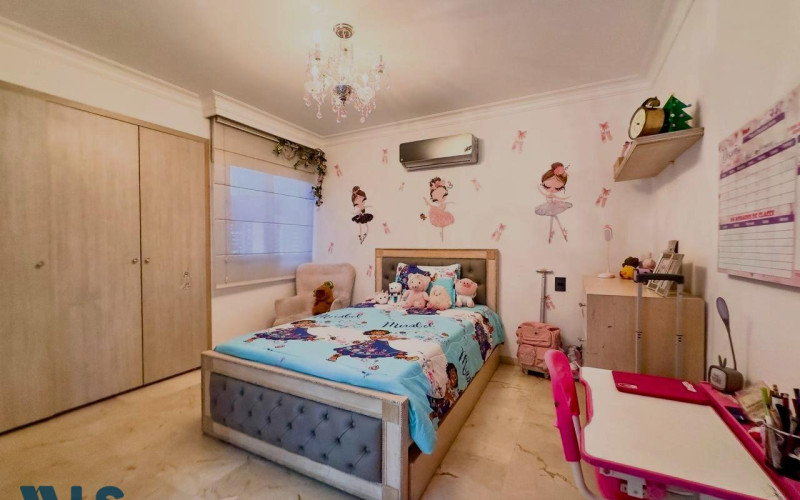 Apartamento en Medellín en Laureles
