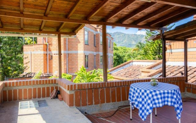 Country House for Sale | Renovation Opportunity – Campiñas de la Pradera, San Jerónimo