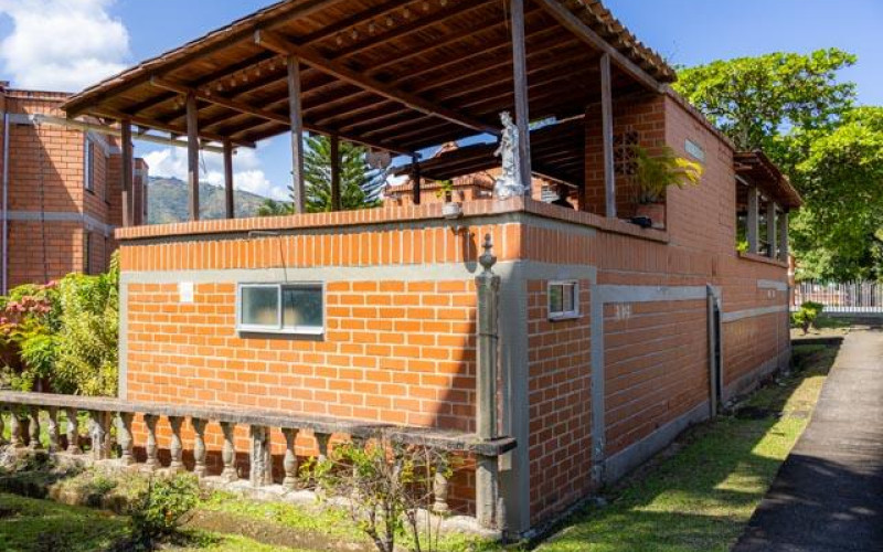 Country House for Sale | Renovation Opportunity – Campiñas de la Pradera, San Jerónimo