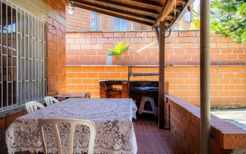 Country House for Sale | Renovation Opportunity – Campiñas de la Pradera, San Jerónimo