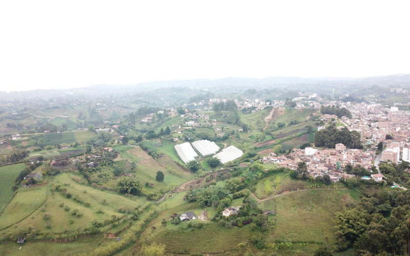 Great development opportunity in Marinilla: 2,081 m² urban lot with high appreciation potential