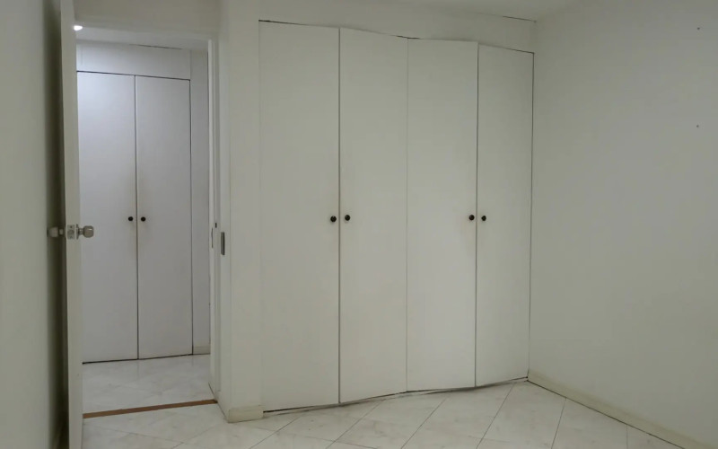 Investor Opportunity in El Poblado – Remodel Potential (AI Concept Images)