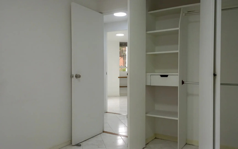 Investor Opportunity in El Poblado – Remodel Potential (AI Concept Images)