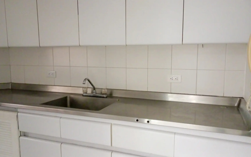 Investor Opportunity in El Poblado – Remodel Potential (AI Concept Images)